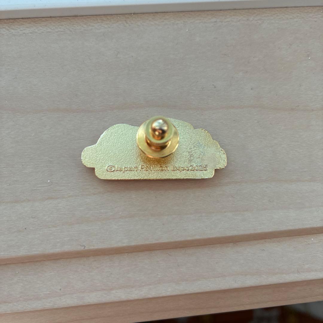 日本館 ピンバッジ 万博　建物