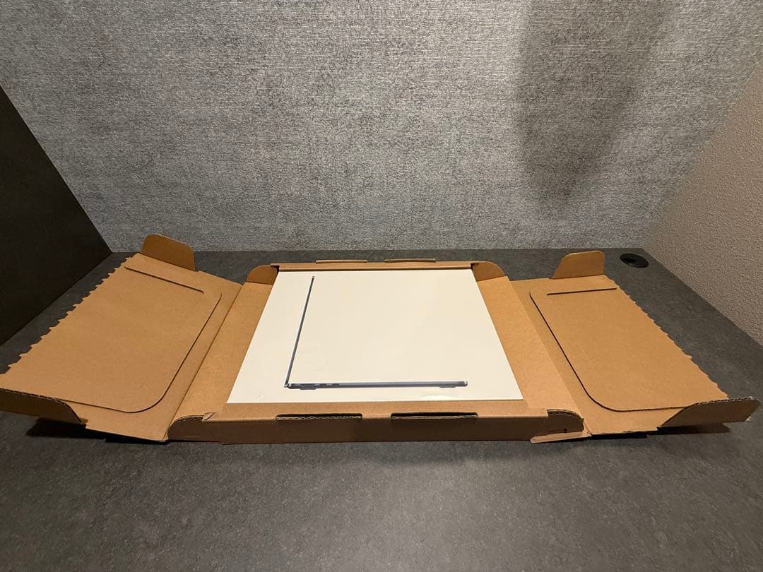 MacBook本体 MacBook Air M2