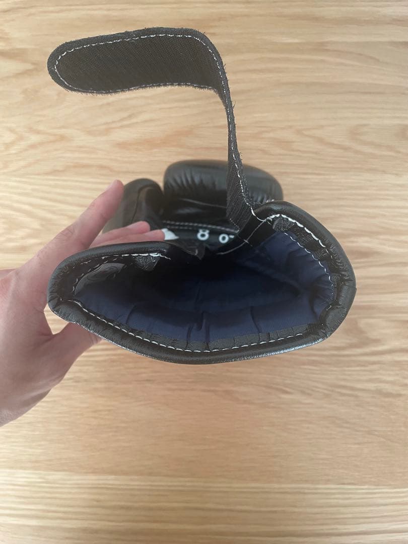 【即日発送】Winning ボクシンググローブ 8oz 黒