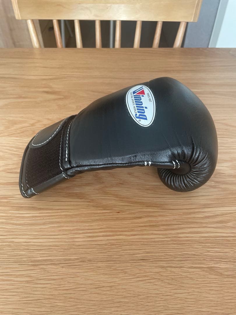 【即日発送】Winning ボクシンググローブ 8oz 黒