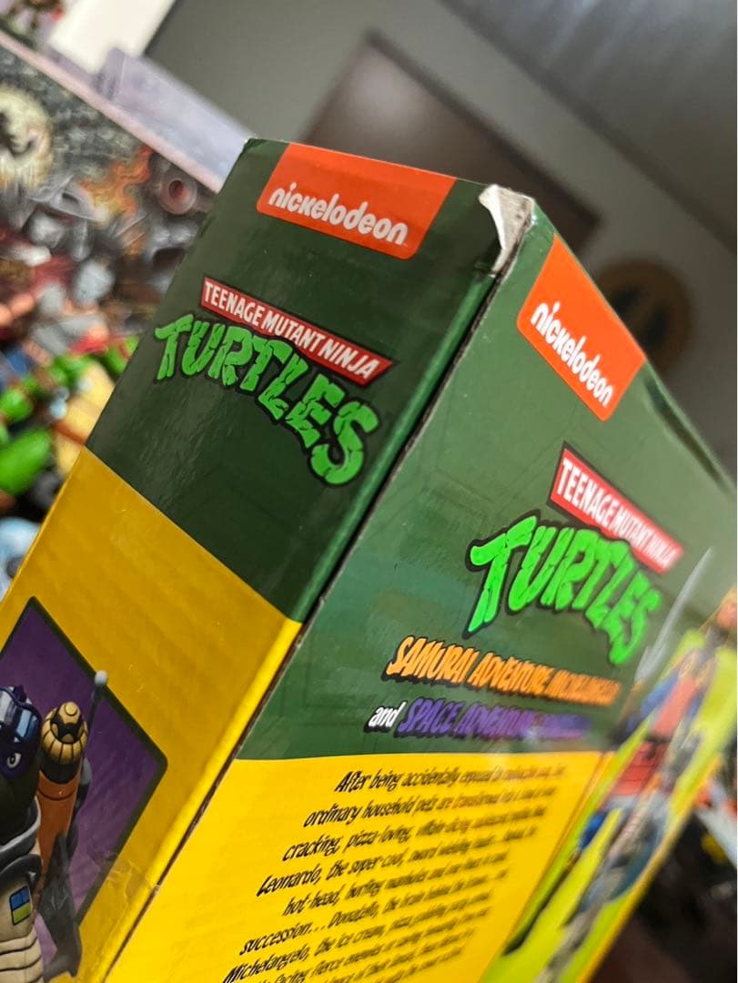 ネカ NECA TMNT タートルズ　ミケランジェロ & ドナテロ