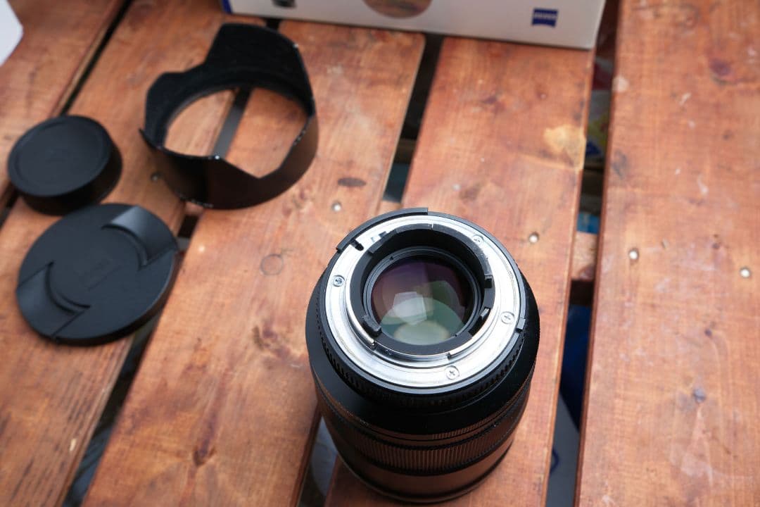 Zeiss Distagon T* 35mm f1.4 zf.2　ニコンF