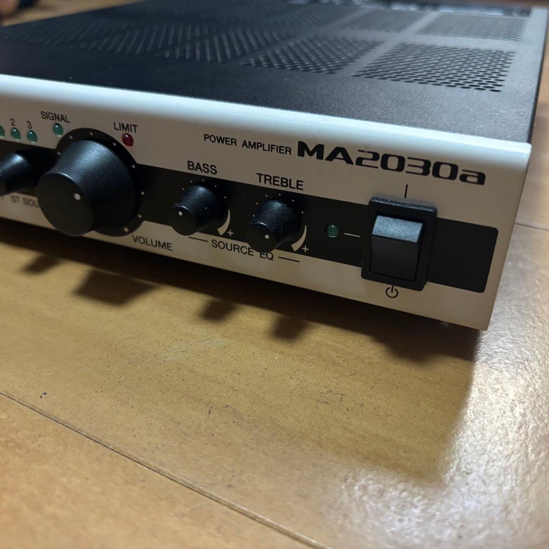 H*m様 YAMAHA MA2030a アンプ ホワイト/ブラック