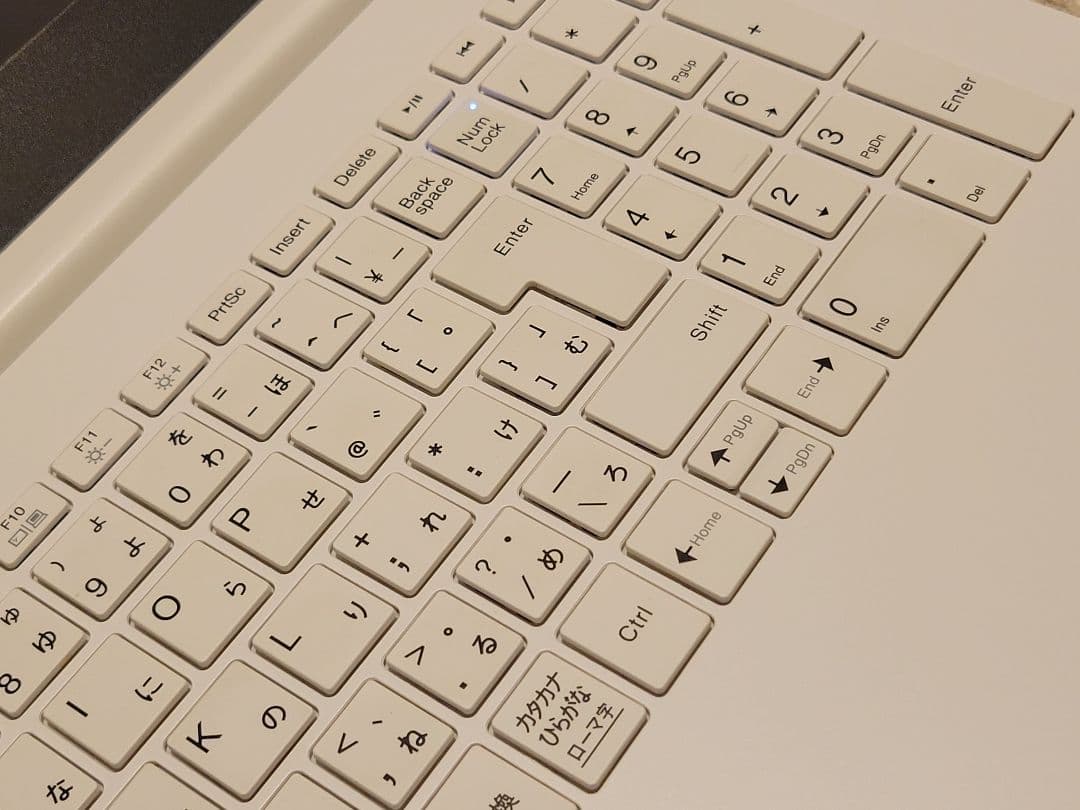 LAVIE NS700/MAW Core i7 8世代 動作快適