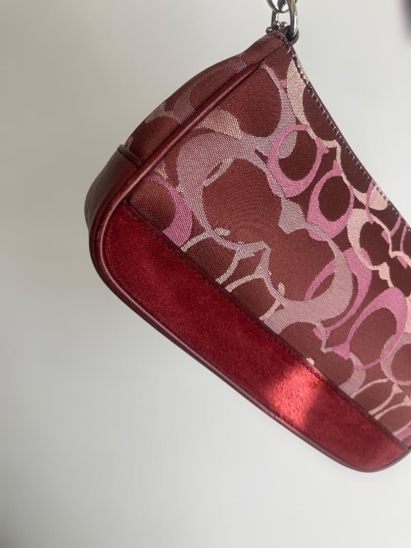 コーチ　アクセサリーポーチ　ミニバッグ　シグネチャー7027