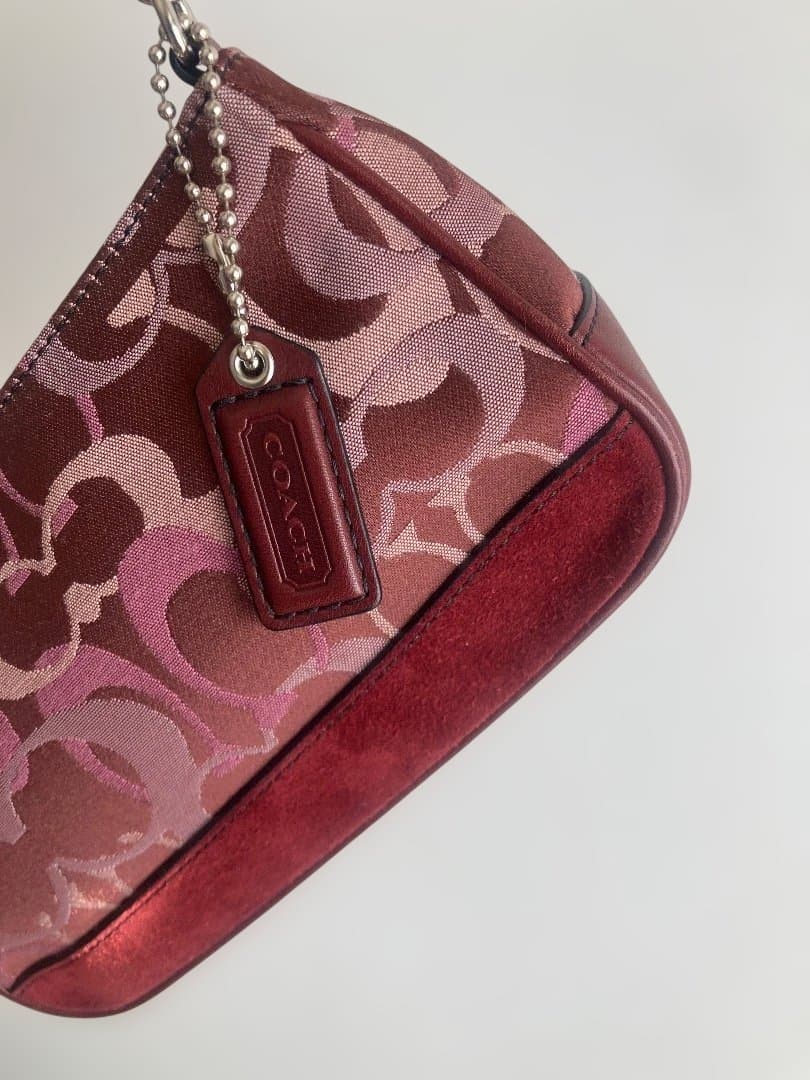 コーチ　アクセサリーポーチ　ミニバッグ　シグネチャー7027