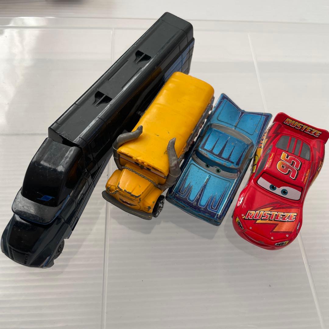 トミカ カーズ　クロスロード　次世代レーサー