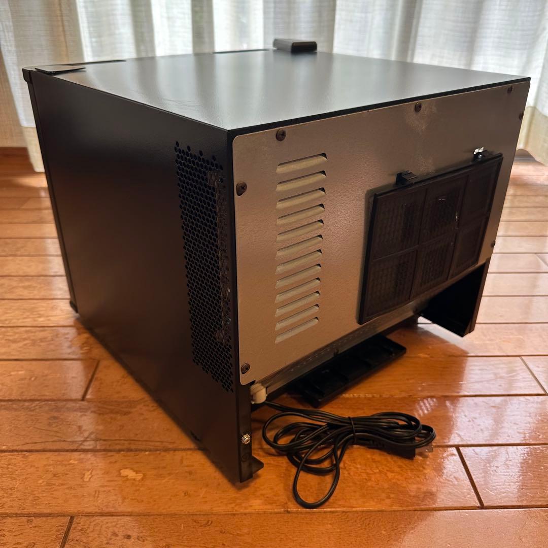 Peltism Proシリーズ　17リットル型小型冷蔵庫