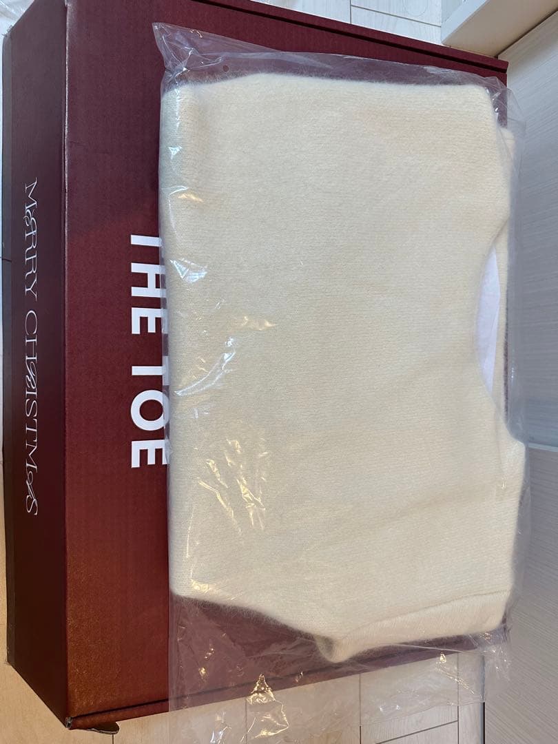 THE TOE クリスマスボックスRichmond angora sweater