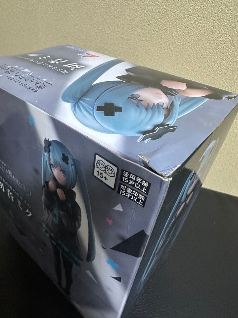 初音ミク　グッズ　9個　まとめ売り　美少女 フィギュア　ぬいぐるみ　バスタオル