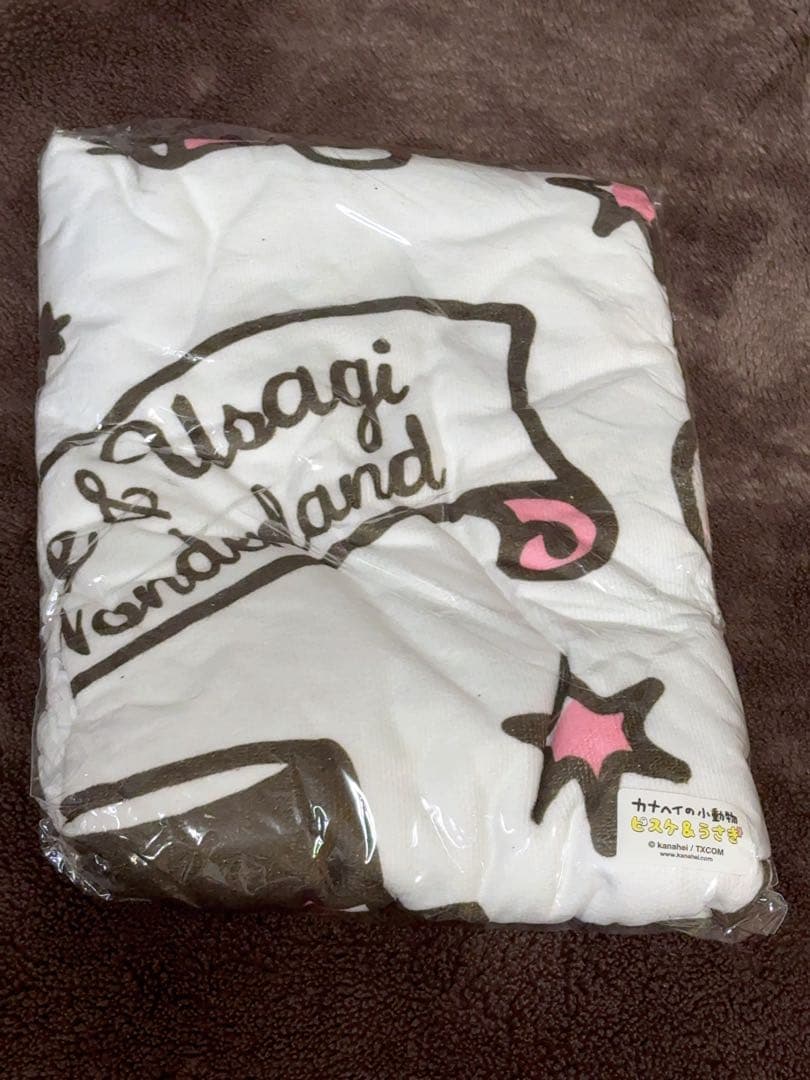 カナヘイの小動物 不思議の国 フリースブランケット