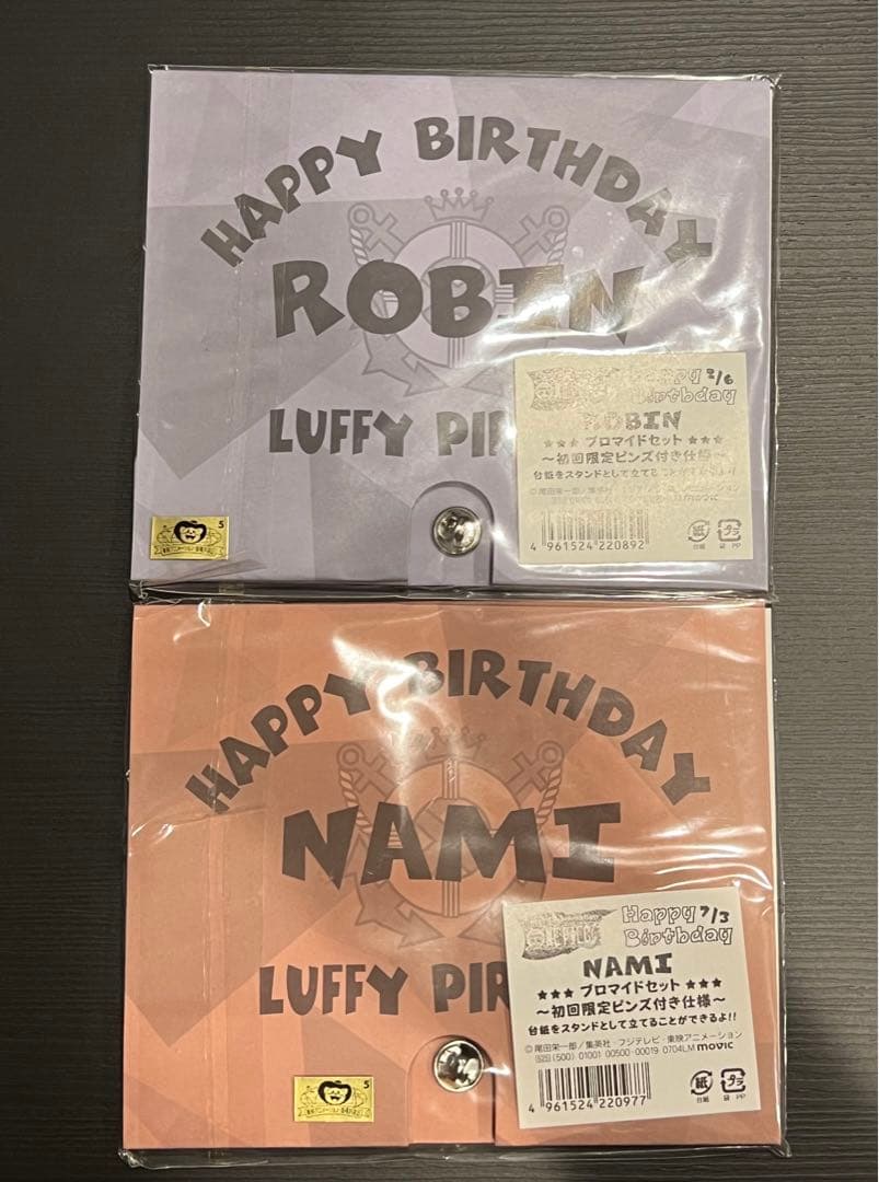 ワンピース　ナミ　ロビン　バースデーブロマイド 初回限定ピンズ付き