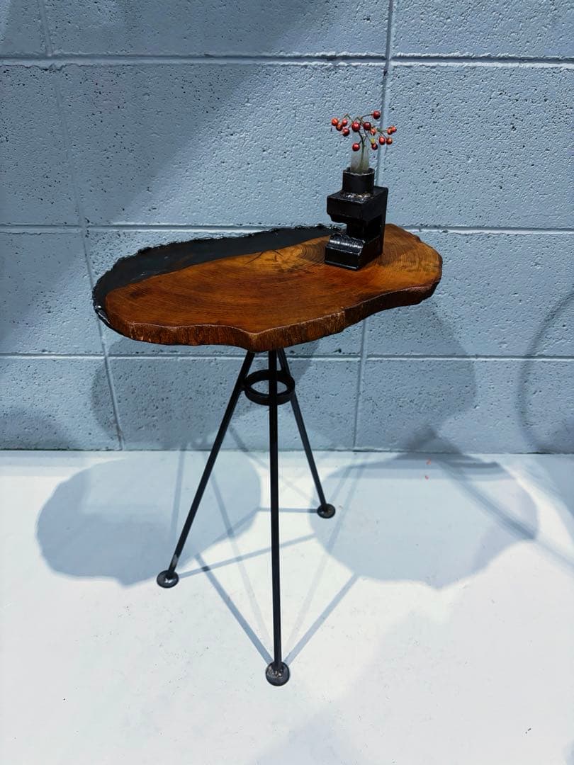 アイアン家具　サイドテーブル　インダストリアル　コーヒーテーブル　ナイトテーブル