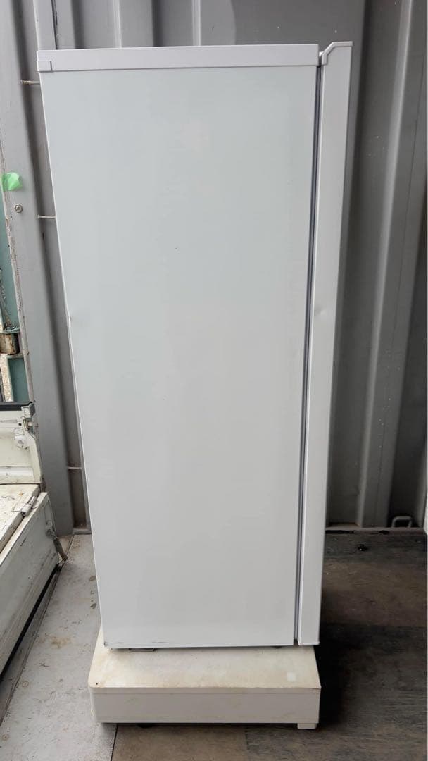 アイリスオーヤマ 24年スリム冷凍庫 IUSN-S12A-W 120L