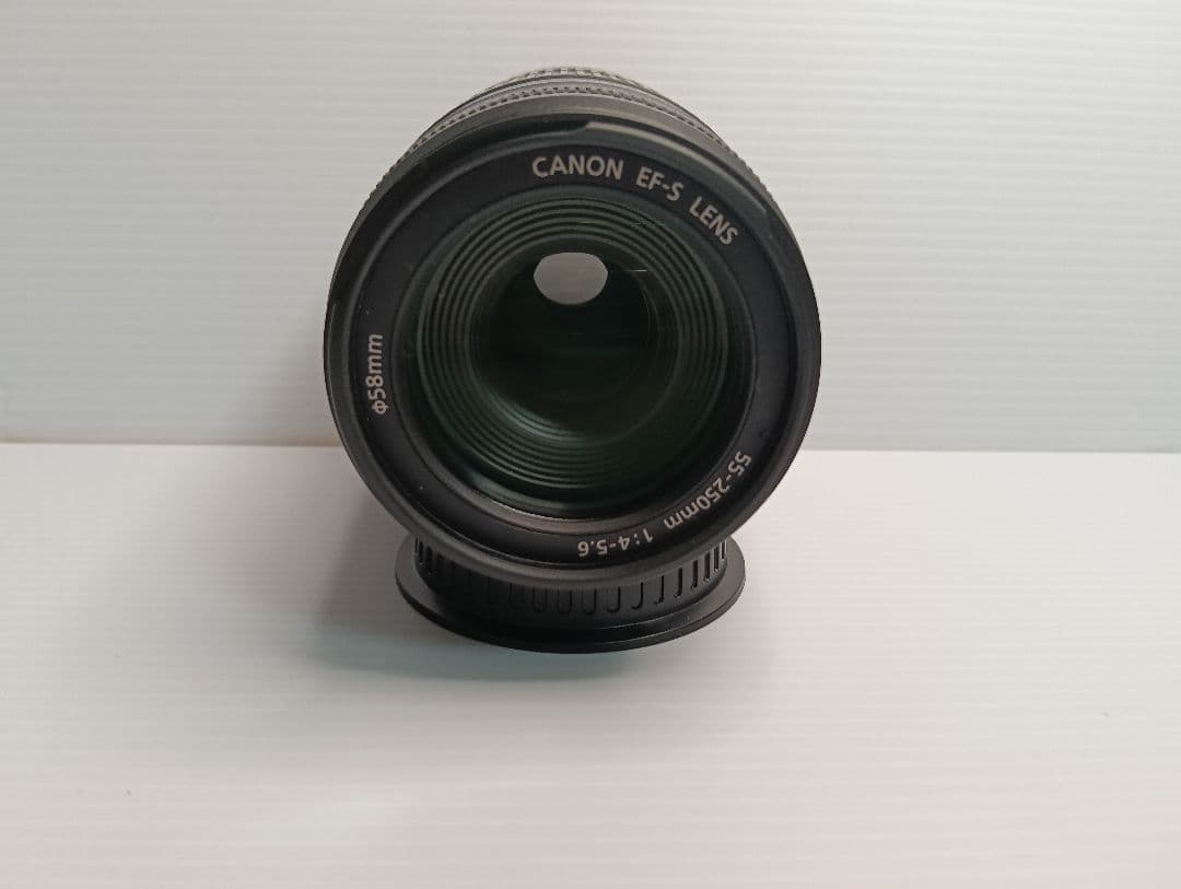 Canon EF-S 55-250mm F4-5.6 IS 望遠レンズ