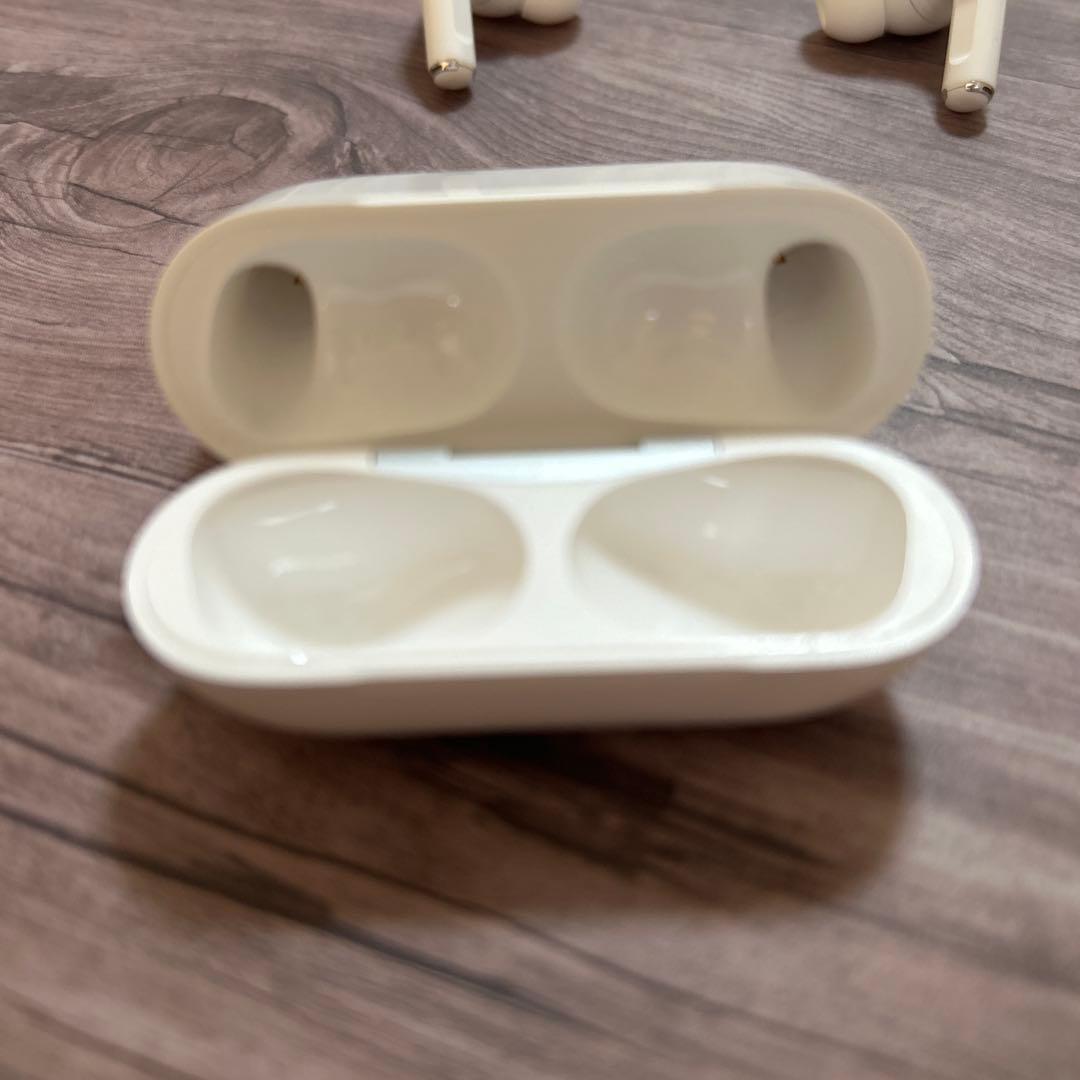 イヤホン AirPods Pro 2 MQD83J/A