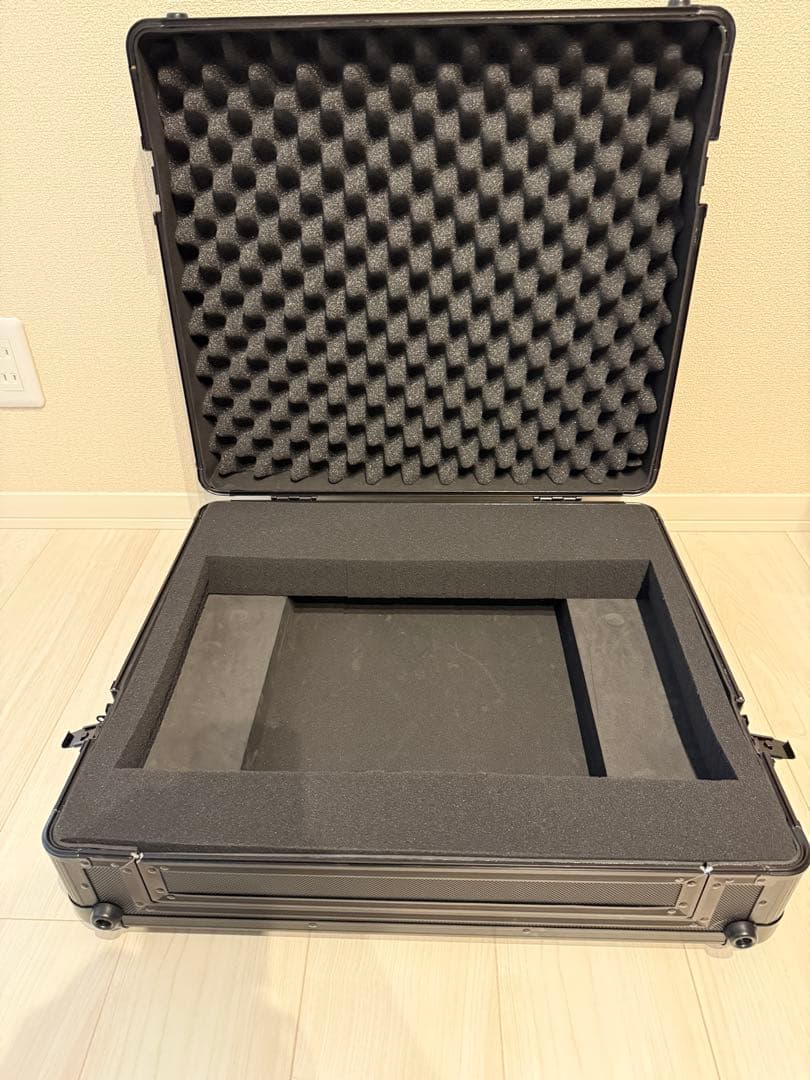 UDG Ultimate Pick Foam OMNIS-DUOフライトケース