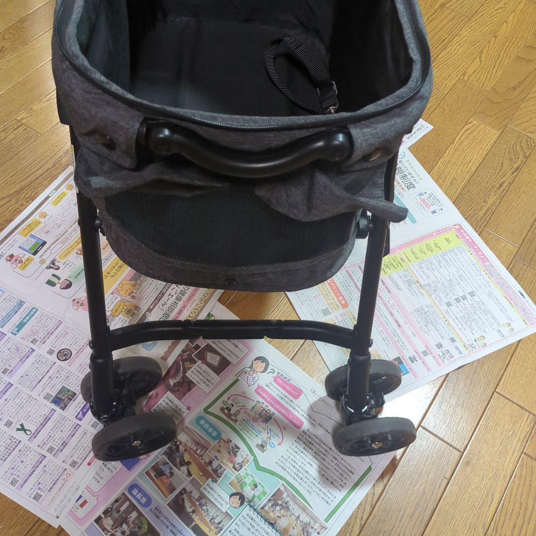 コムペット、ミリミリライト、アルファ　ペットカート 　12キロ以下、２匹以下