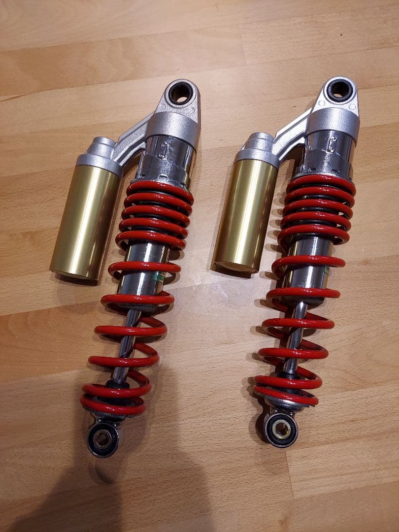 cb400sf　nc39　純正リアサスペンション