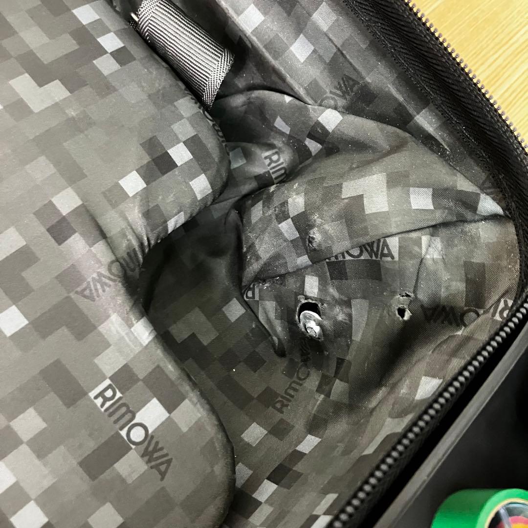 RIMOWA リモワ　4輪　SALSA サルサ　黒ブラック　キャリーケース