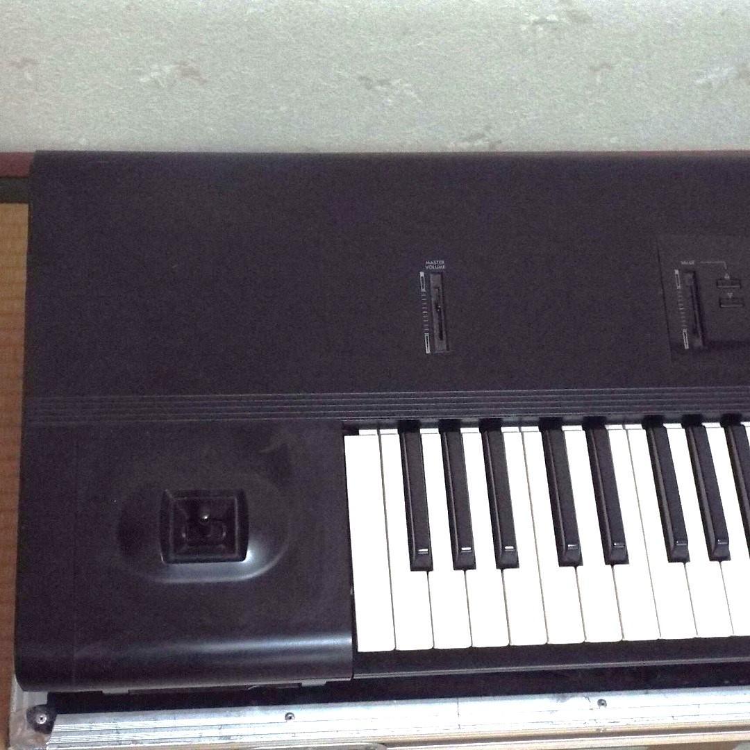 完動_美品 電池交換済 76FS鍵盤 コルグ T2_頑丈純正フライトケース付