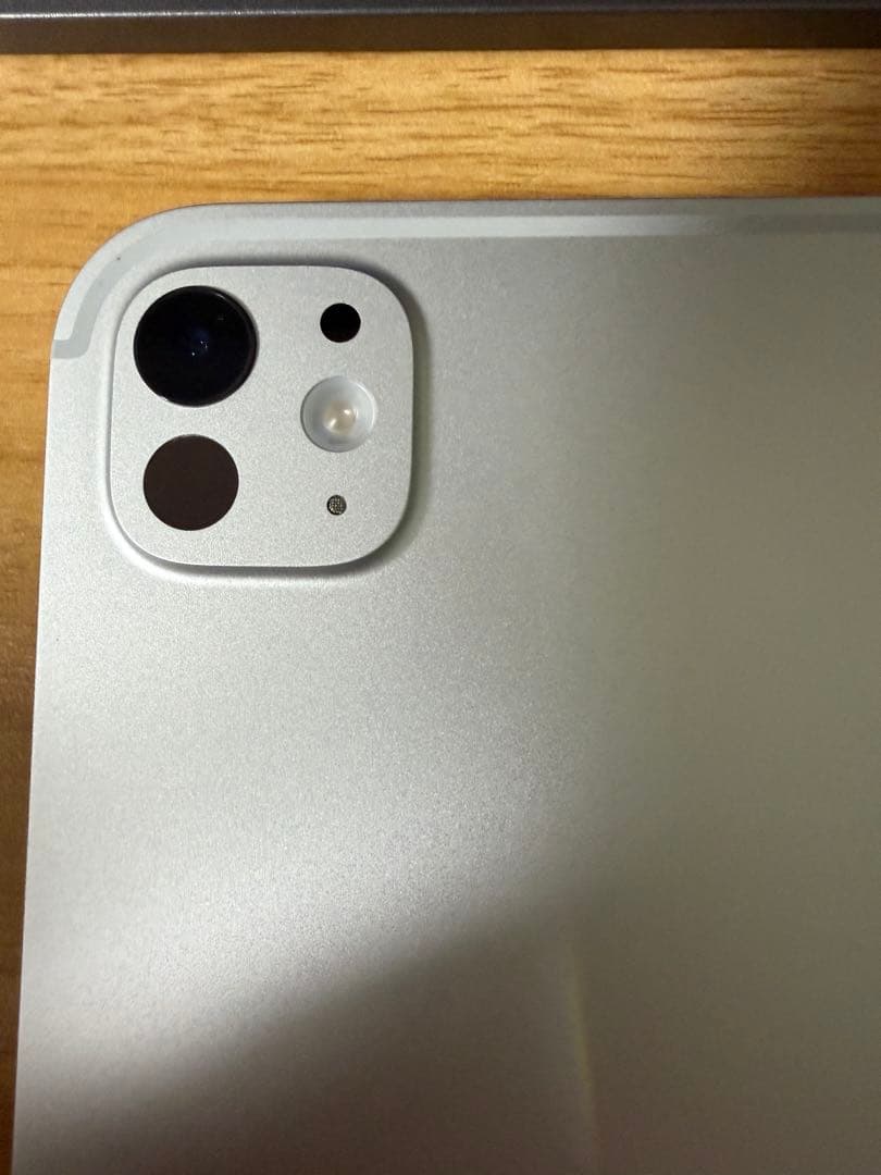 【美品】Apple iPad Pro M4シルバー256GB wifi