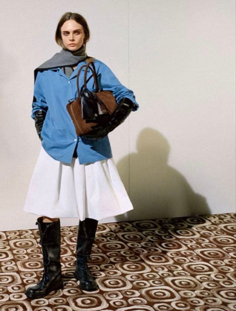 Miu Miu カシミアウールマフラー　グレーネイビー