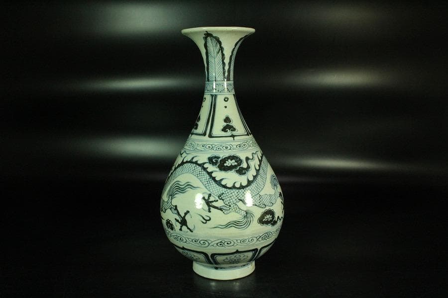 中国美術 青花霊芝雲龍紋 瓶(K-A860)