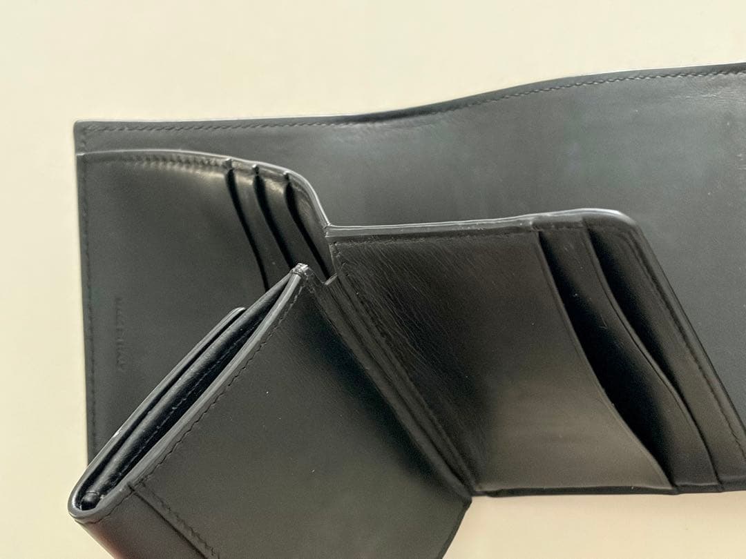 セリーヌ （CELINE）トリオンフ 財布