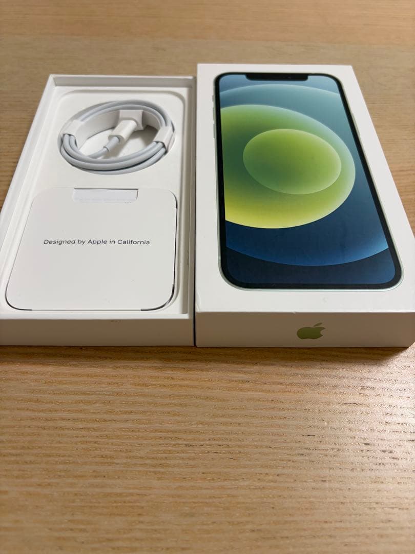 iPhone 12 本体 128GB 箱＆純正タイプcケーブル付き