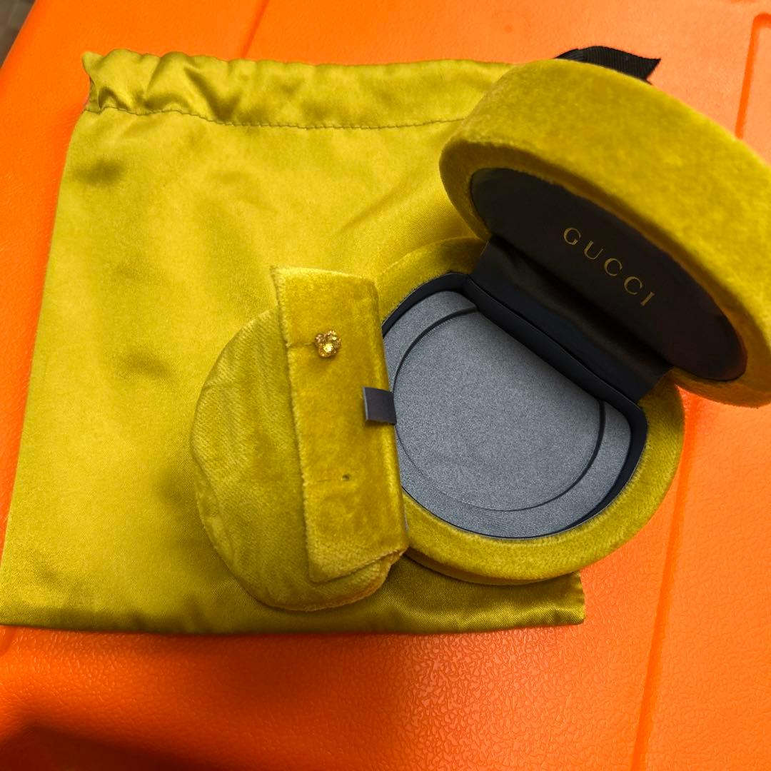 GUCCI インターロッキングピアス　K18