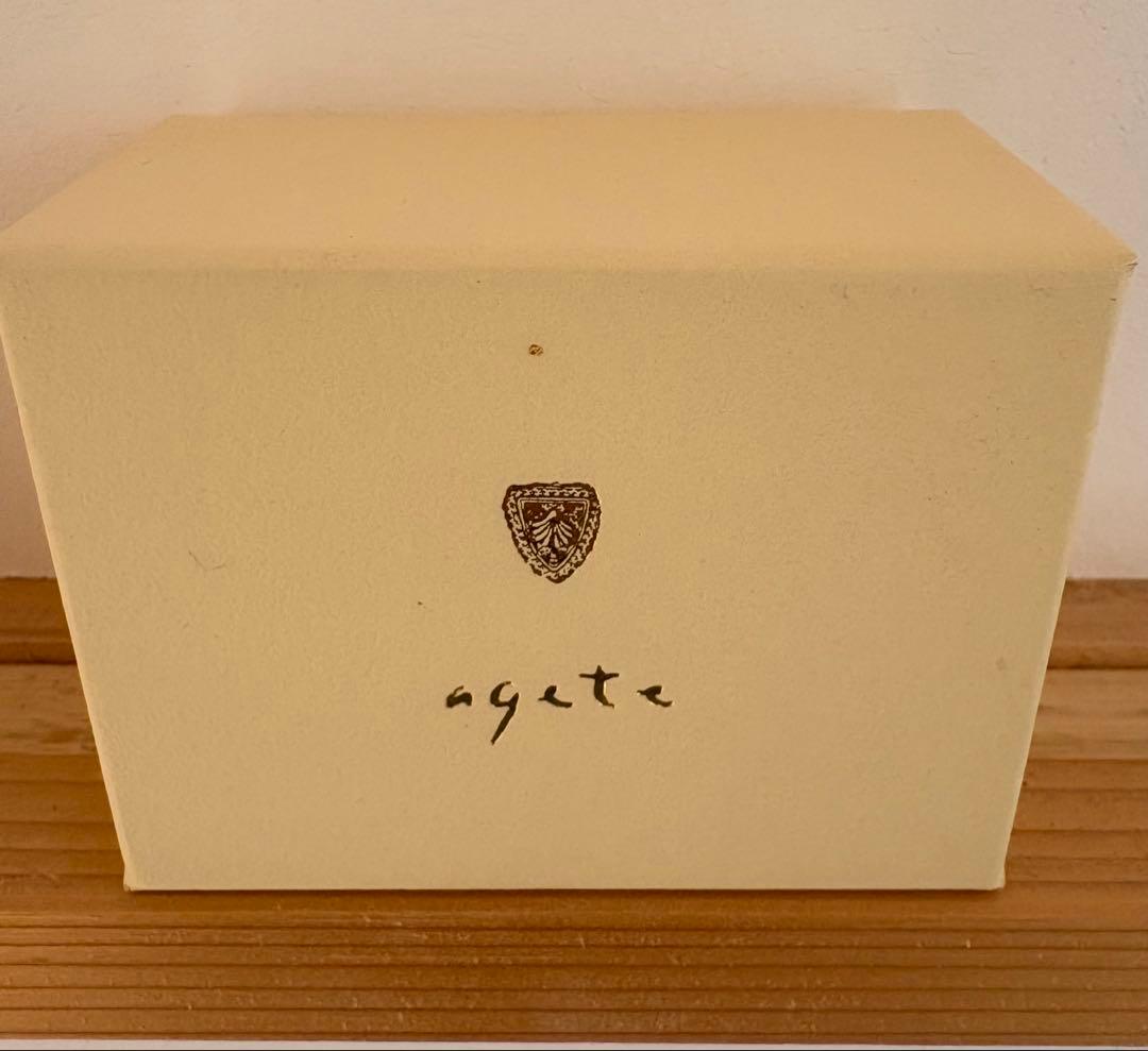 お値下げしました＊未使用品＊ agete ＊ ゴールドピアス　樹脂