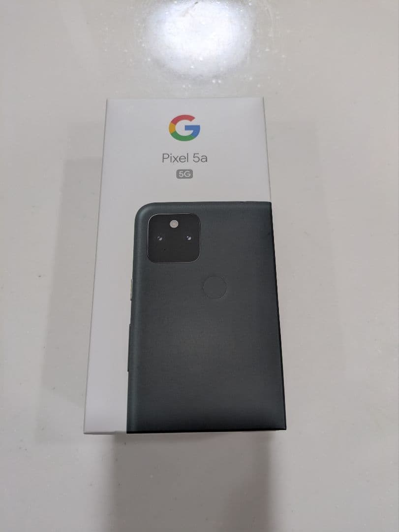 Google Pixel 5a ケース付き