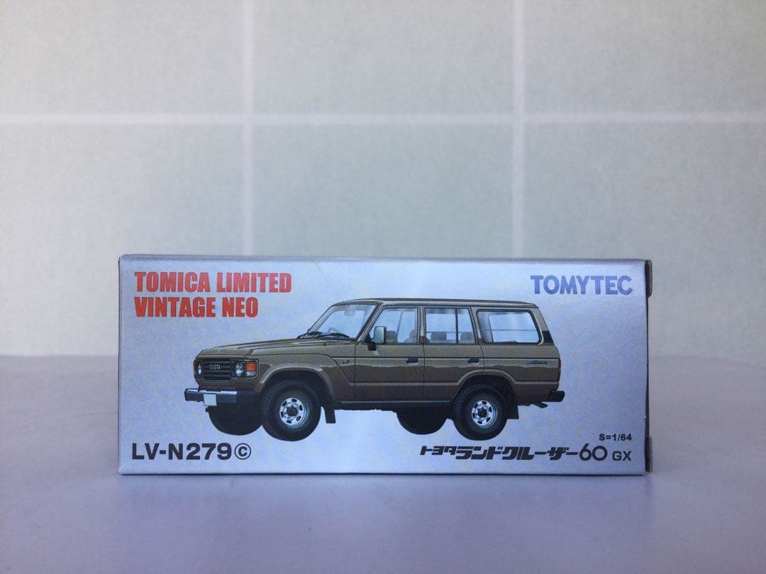 トミカリミテッドヴィンテージ LV-N279a,b,c,dランドクルーザー4台