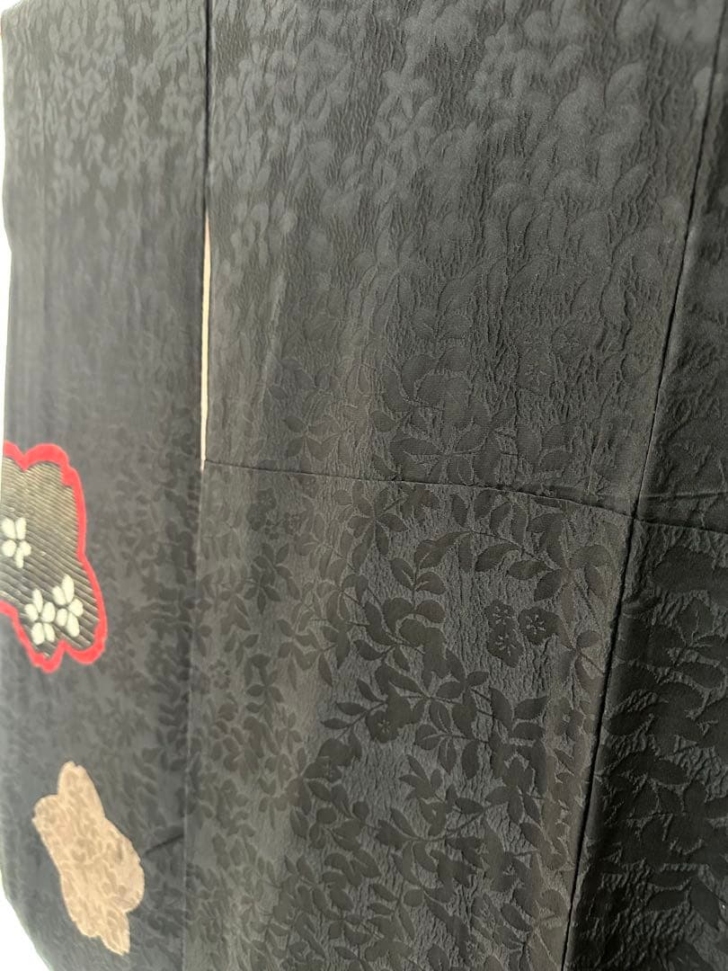 花柄染め抜き　地模様ほぼ黒振袖　帯　成人式 152㎝　中古美品　現状渡し