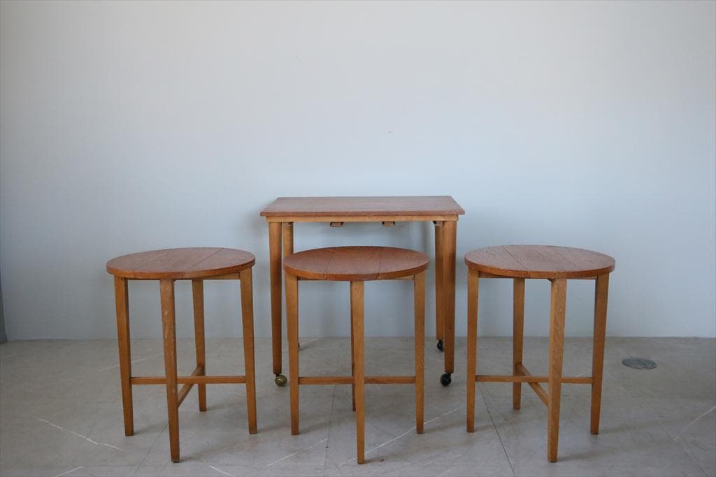 英国アンティーク木製ネストテーブル4台set/収納式机/飾り棚(84-237)