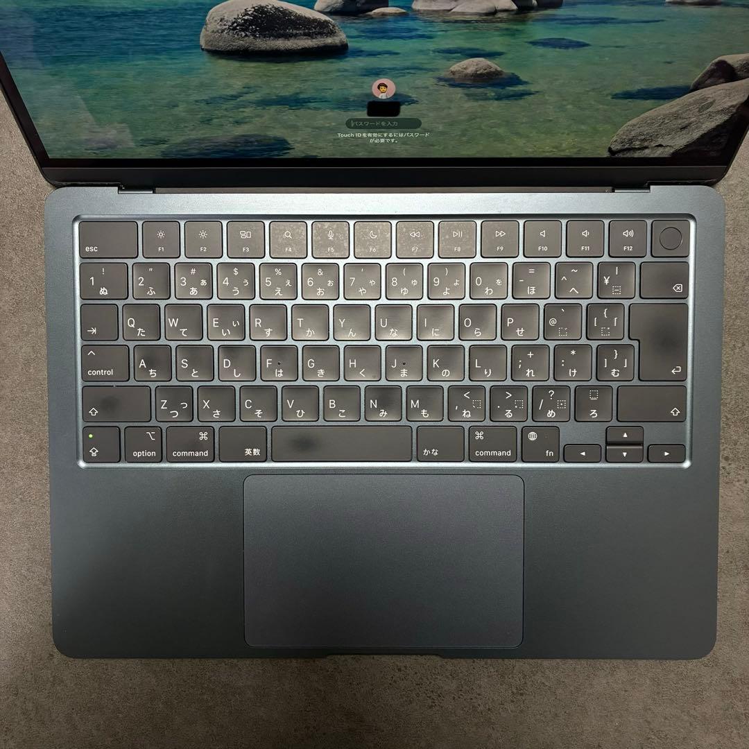 MacBook Air M2 ミッドナイト512GB メモリ8G