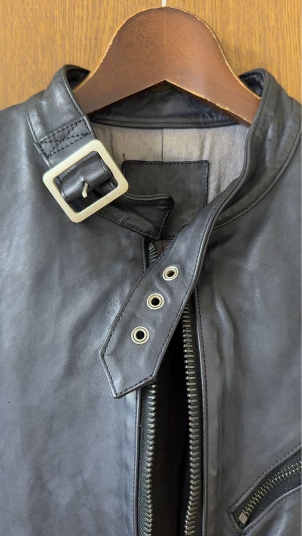 イサムカタヤマ バックラッシュ シングルレザーライダース ドイツカーフ ネイビー