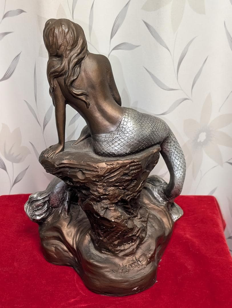 オースティン　彫刻　『ささやく海』Heath銘