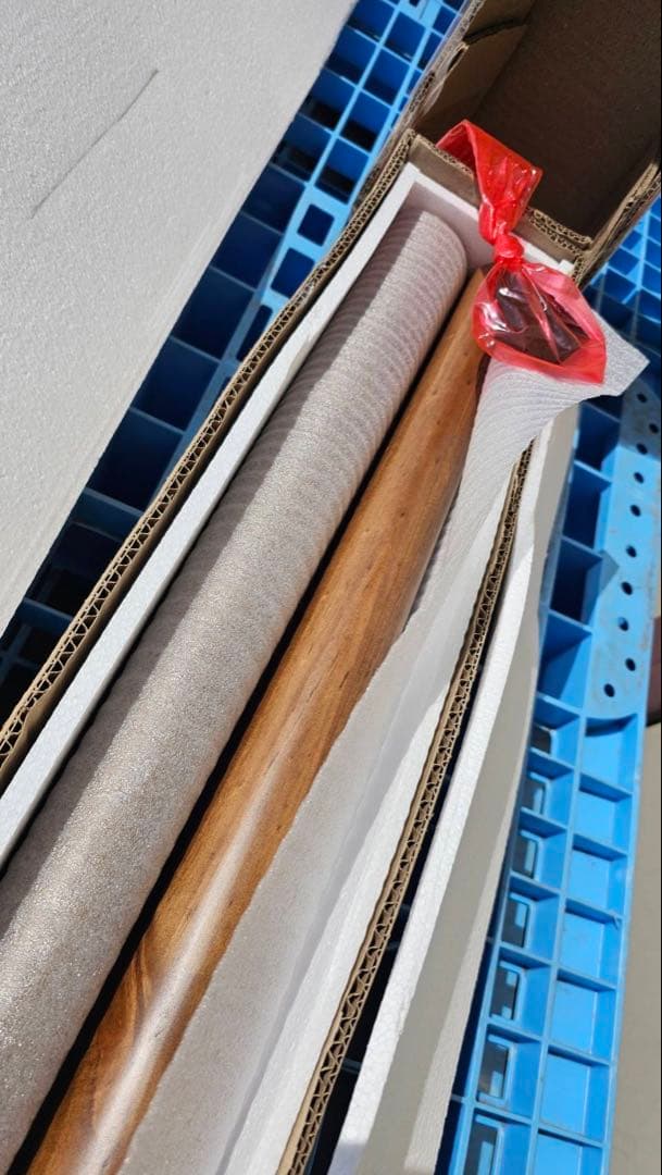 モダンデザイン ブラウンダイニングテーブル