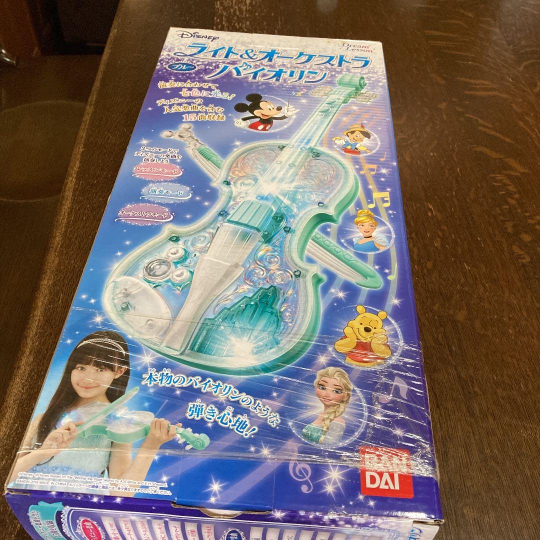 クリスマスに！ライト＆オーケストラバイオリン