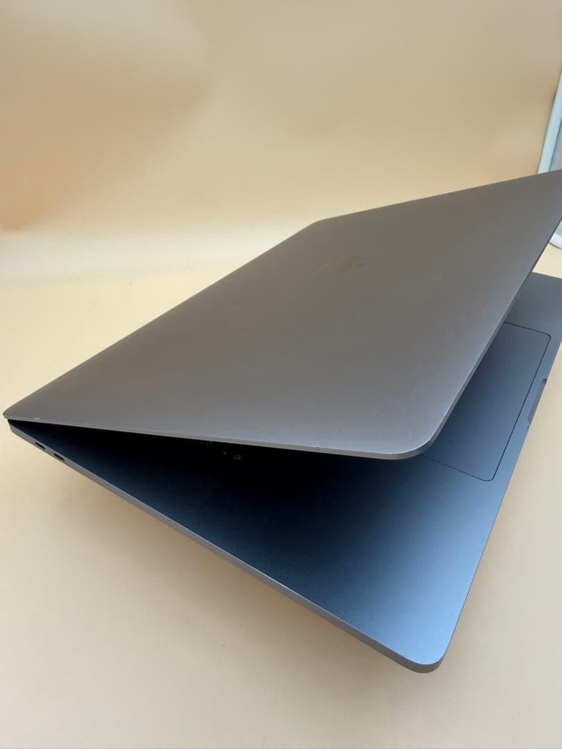 Macbook Pro 2019 16inch 32GB 1TB スペースグレイ