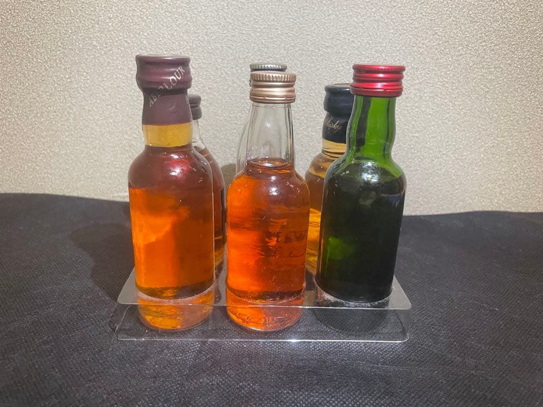 【希少】 WHISKEYS OF THE WORLD 未開封 ウイスキー