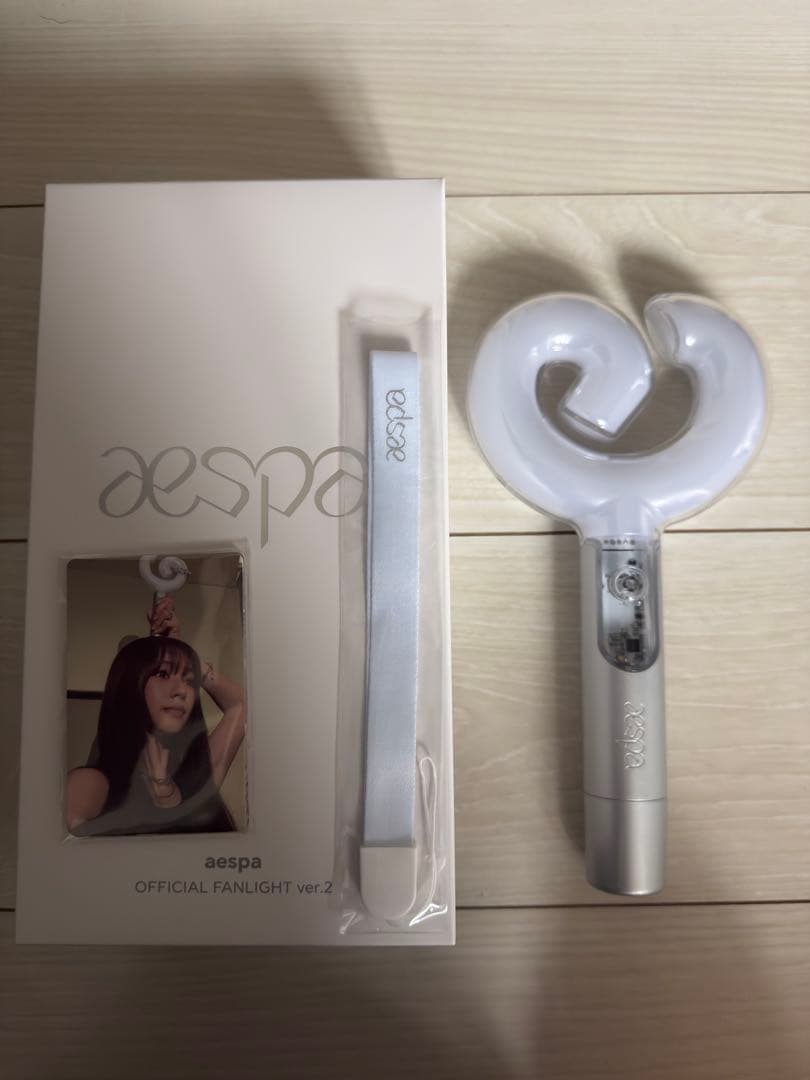 アイドル aespa OFFICIAL FANLIGHT ver.2