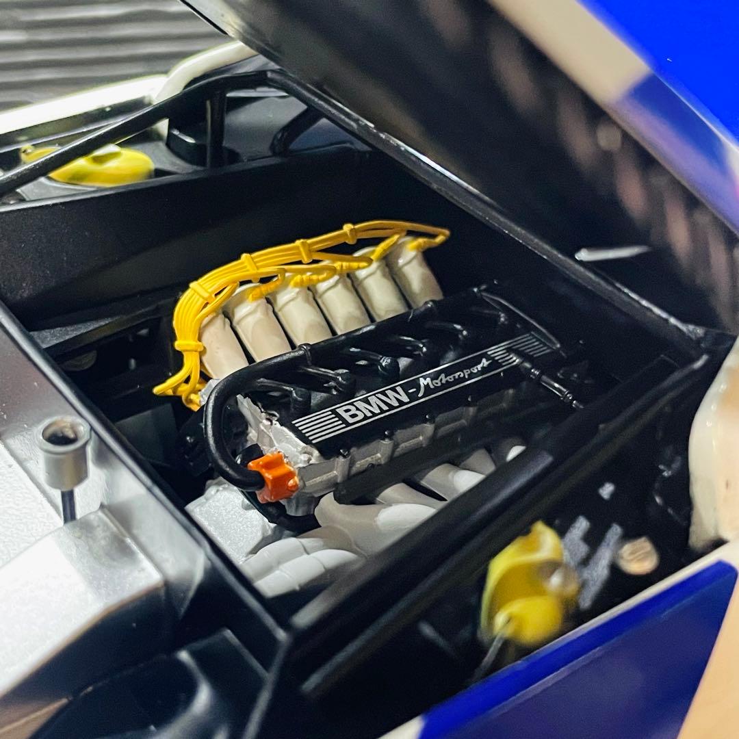 306台限定 1/18 BMW M1 1979 プロカーシリーズ