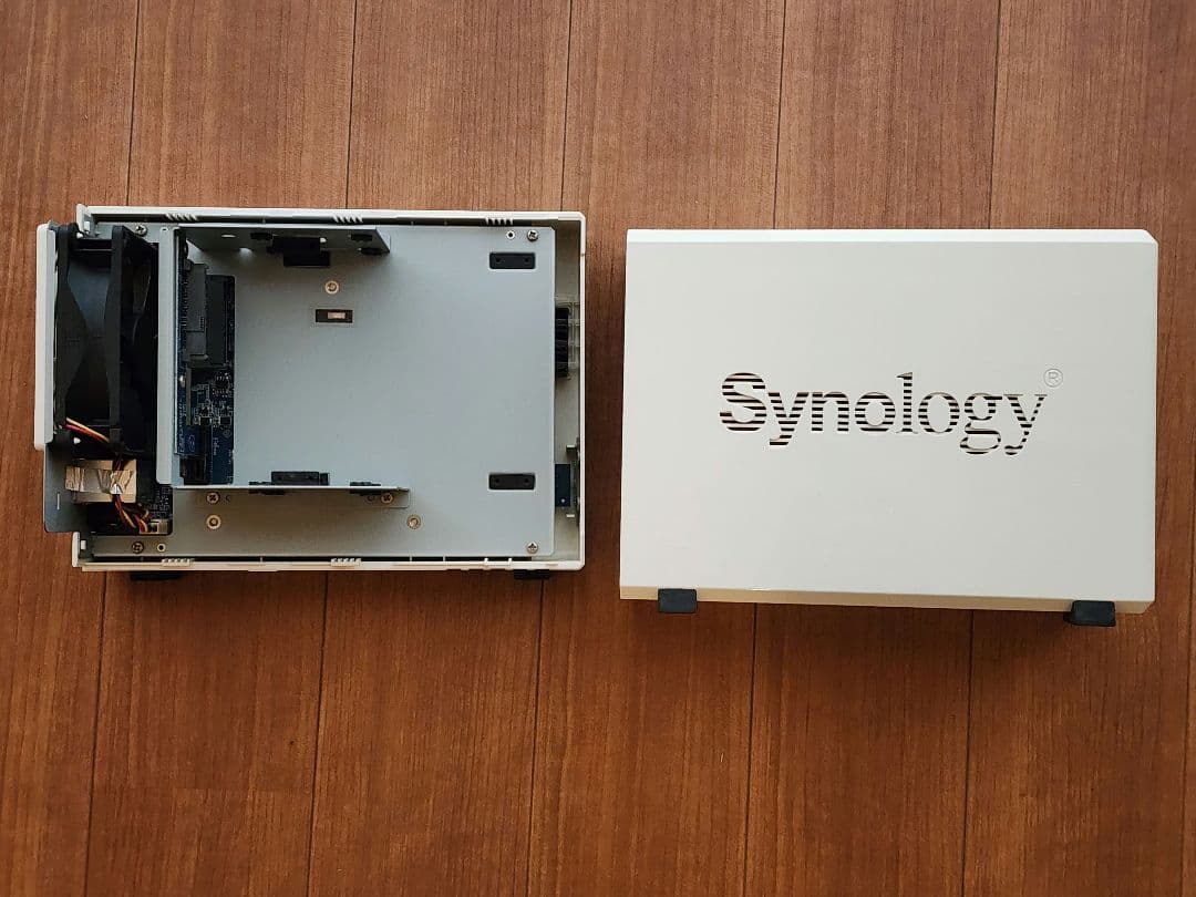 Synology DS216j NAS 本体
