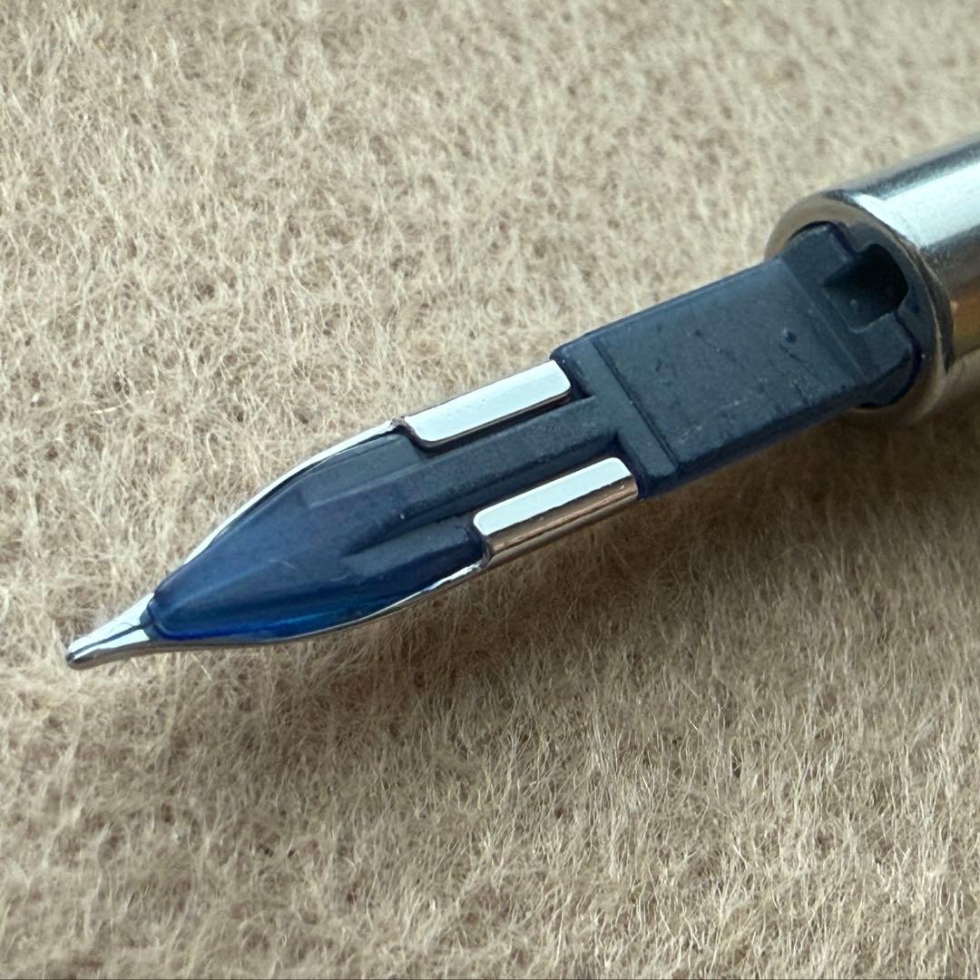 パイロットキャップレス・デシモ・ライトブルー・F細字