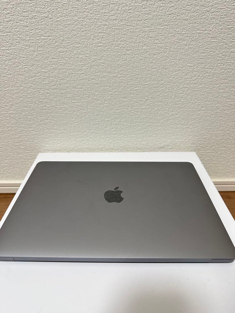 MacBookPro(2020)M1 スペースグレー　最終値下げ