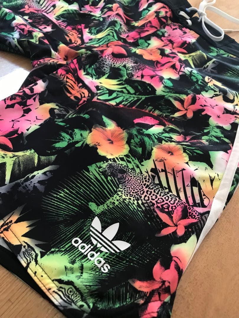 【adidas Originals アディダス オリジナルス】水着 33インチ