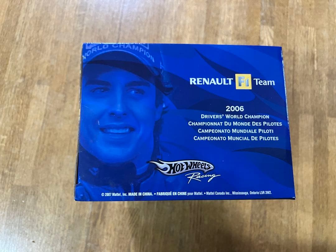 未開封 1/18 ホットウィール Renault F1 Team 2006 限定